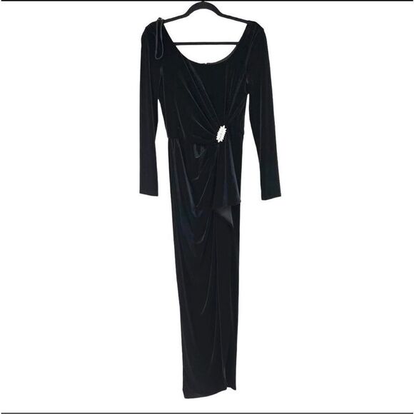 Vintage Jeffrey & Dara Black Velvet Long Sleeve Embellished Gown - Picture 1 of 8